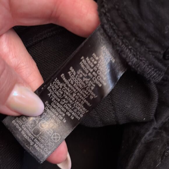 John Varvatis Men's Black Jeans, size 33 - Picture 12 of 12